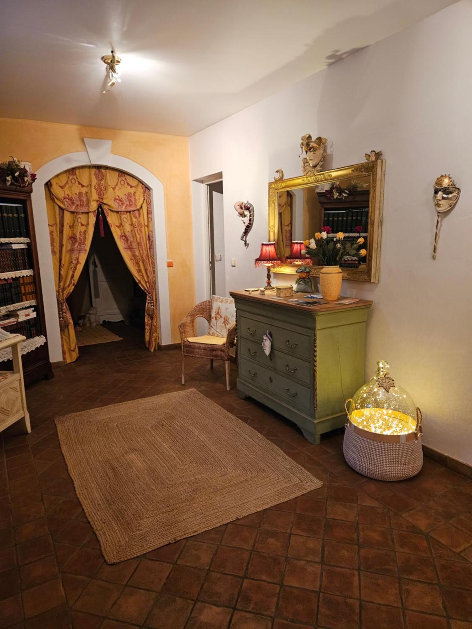 Bed and Breakfast Bastide Des Oliviers Мустье-Сент-Мари Экстерьер фото